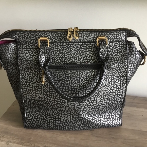 Sorrentino Black and Silver Snakeskin Handbag - Picture 3 of 9